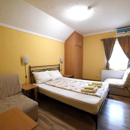 Etno Kuca Sa Konacistem Gocko Hotel Vrnjačka Banja Buitenkant foto