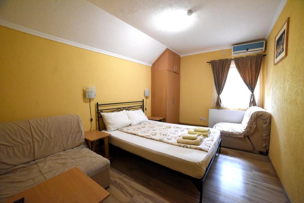 Etno Kuca Sa Konacistem Gocko Hotel Vrnjačka Banja Buitenkant foto