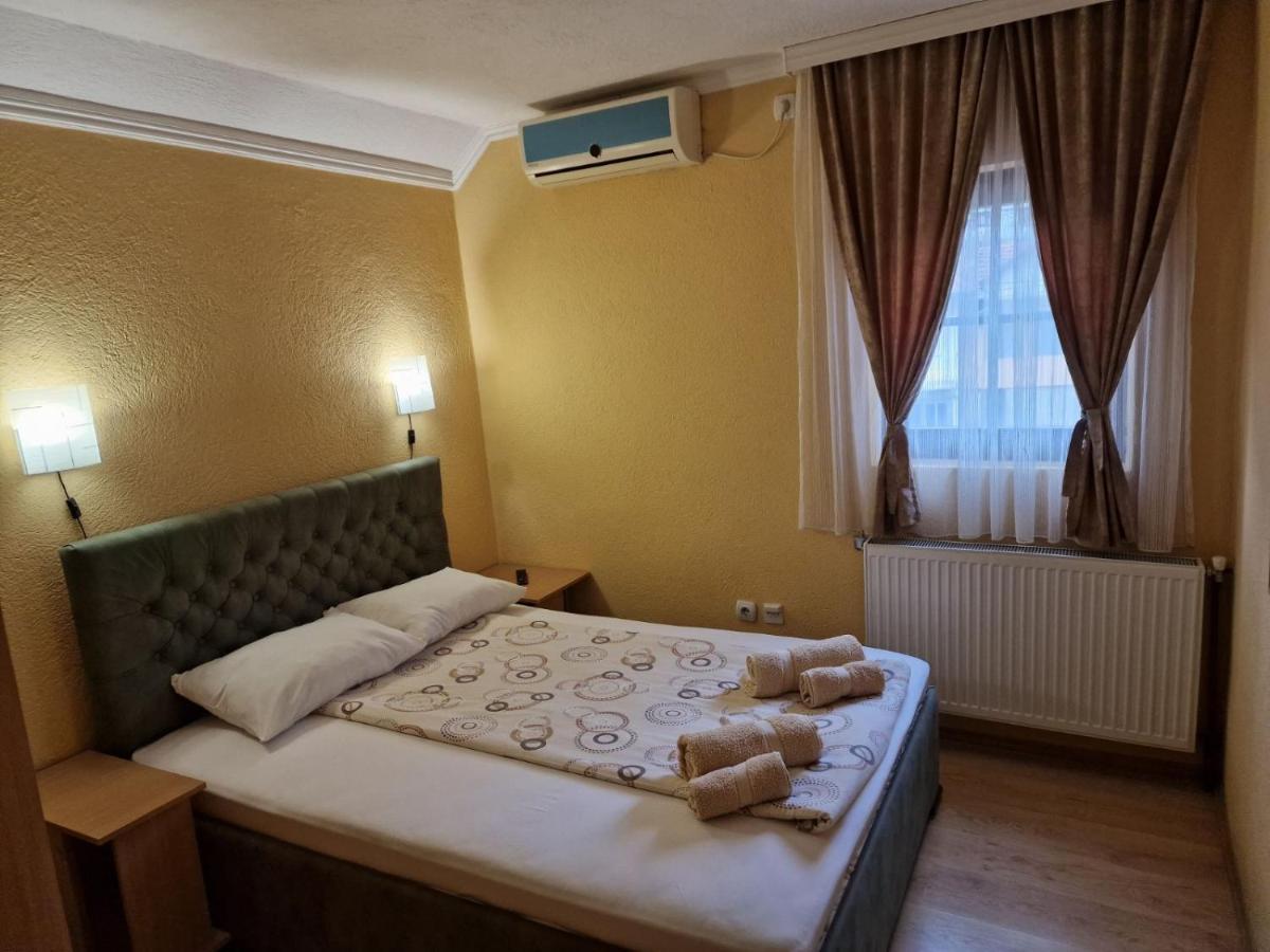 Etno Kuca Sa Konacistem Gocko Hotel Vrnjačka Banja Buitenkant foto